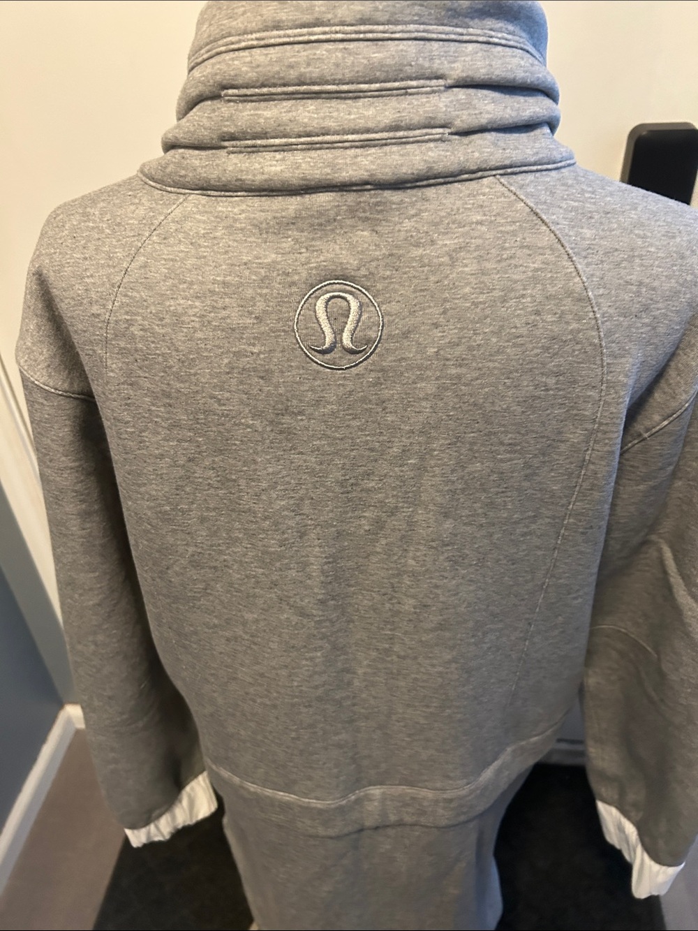 lululemon athletica Gray Zip-Front Sweatshirt with White Trim - Picture 3 of 5